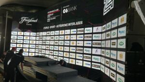 Aluguel e Venda de Painel de LED, TVs Touch Screen e Totens Interativos para Feiras e Eventos em Barreiras, Porto Seguro e Salvador — Equipamentos de Alta Definição para Bahia Farm Show e Eventos Corporativos 2026