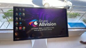 Aluguel e Venda de Painéis de LED Indoor e Outdoor, TVs Touch Screen e Totens Interativos para Eventos em Salvador, Camaçari e Vitória da Conquista — Soluções Visuais de Alto Impacto para Congressos, Feiras e Convenções na Bahia 2026