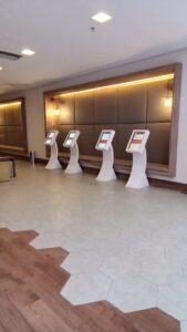 Aluguel e Venda de Painel de LED Indoor e Outdoor, TVs Touch Screen e Totem Interativo para Feiras, Congressos e Eventos Corporativos em Salvador, Feira de Santana e Lauro de Freitas — Estrutura Premium para Bahia Farm Show e Grandes Eventos Empresariais 2026